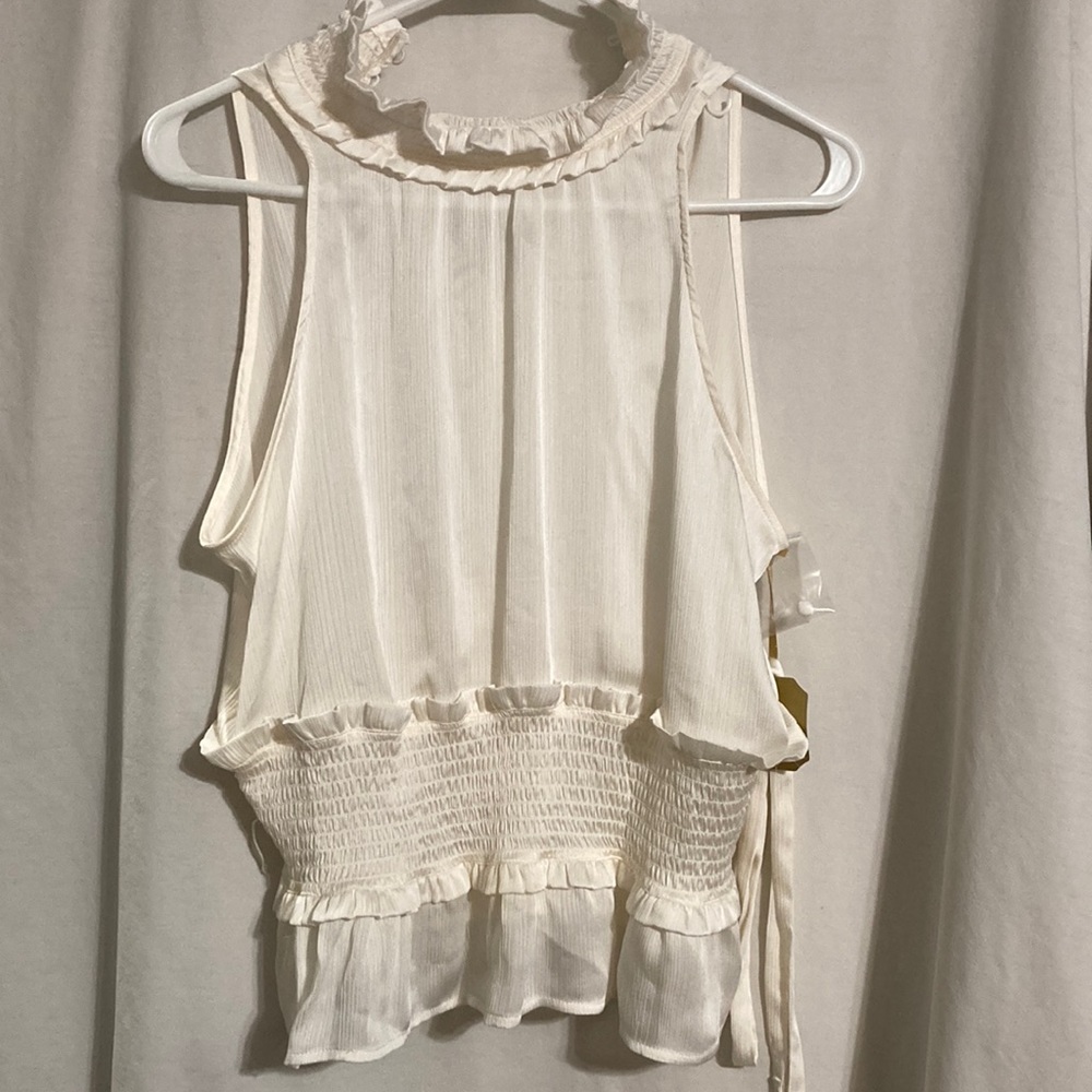 Womens size Med high neck sleeveless silky feel